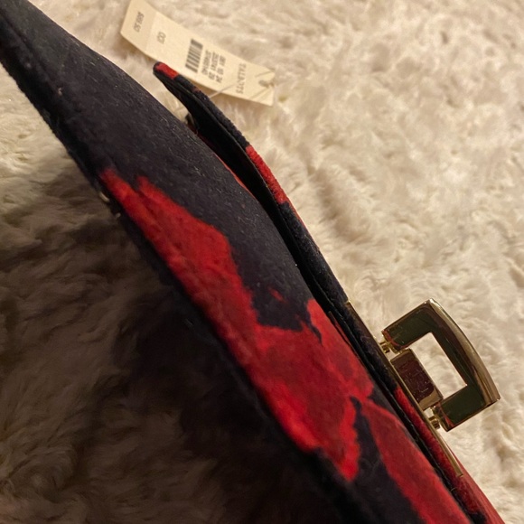 NWT Talbots clutch - Picture 4 of 8